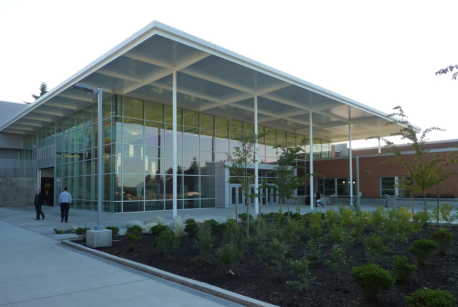 Lake Washington High School Everest in Kirkland, WA