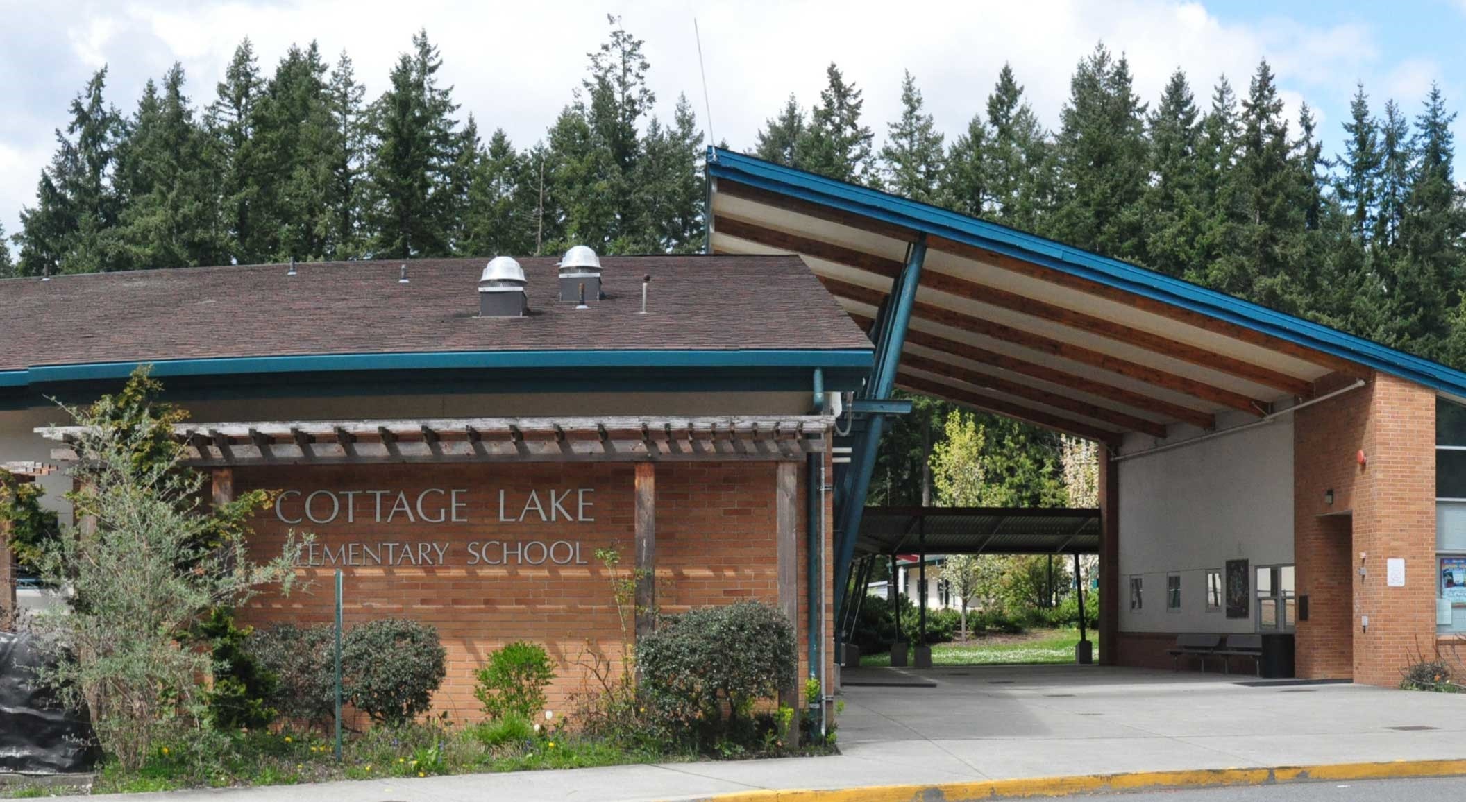 Cottage Lake Elementary School cropped